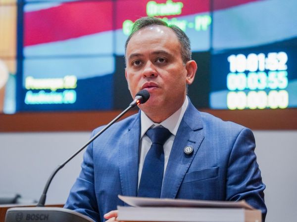 Catulé Júnior destaca articulação para convênio entre governo e Prefeitura de Aldeias Altas