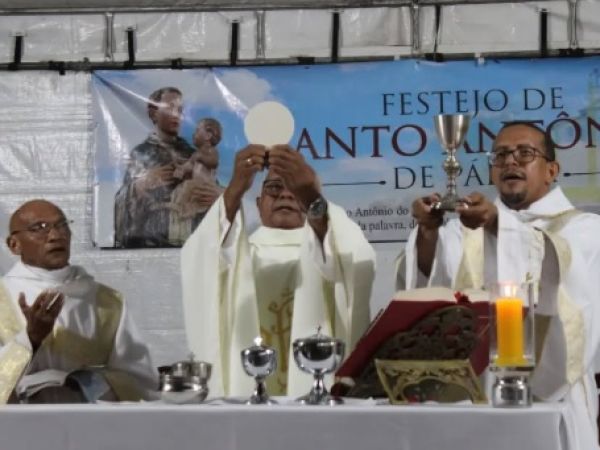 Divulgado o cartaz oficial do tradicional Festejo de Santo Antônio de Pádua