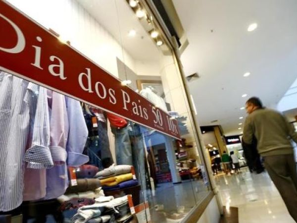 Comércio de Caxias terá horário especial na véspera do Dia dos Pais