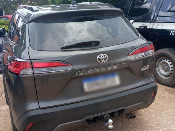 Carro com registro de apropriação indébita é recuperado em ação conjunta da Polícia Militar e Guarda Municipal